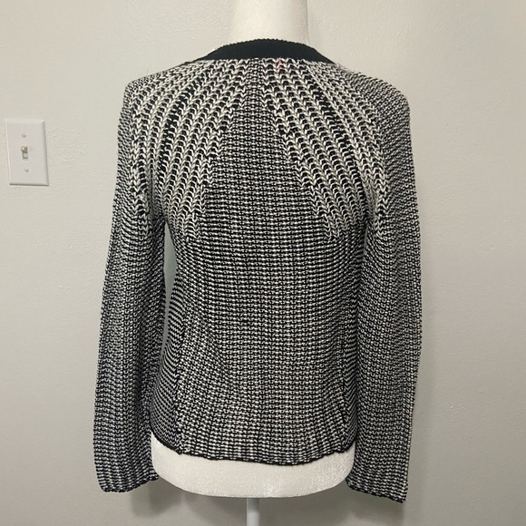 Lulumari women's M/L asymmetrical side zip open knit moto style sweater NWT - Picture 8 of 8